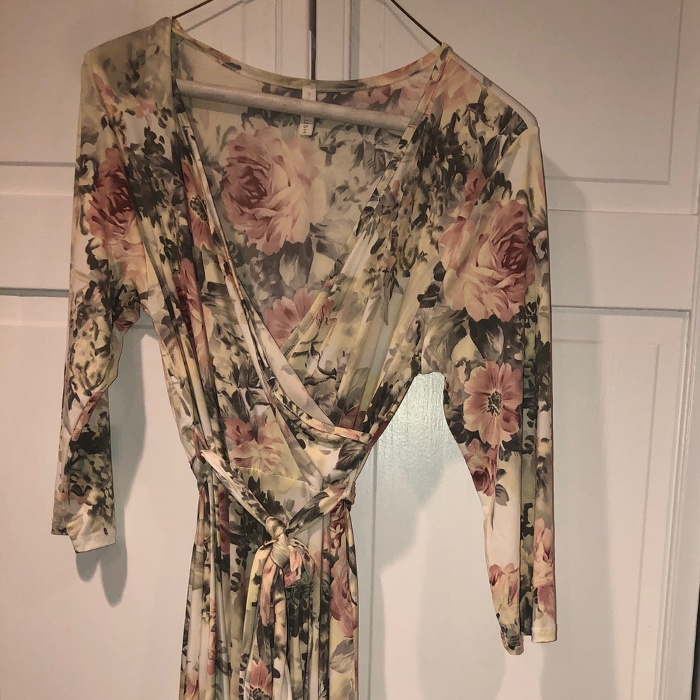 Pinkblush floral wrap maternity maxi dress